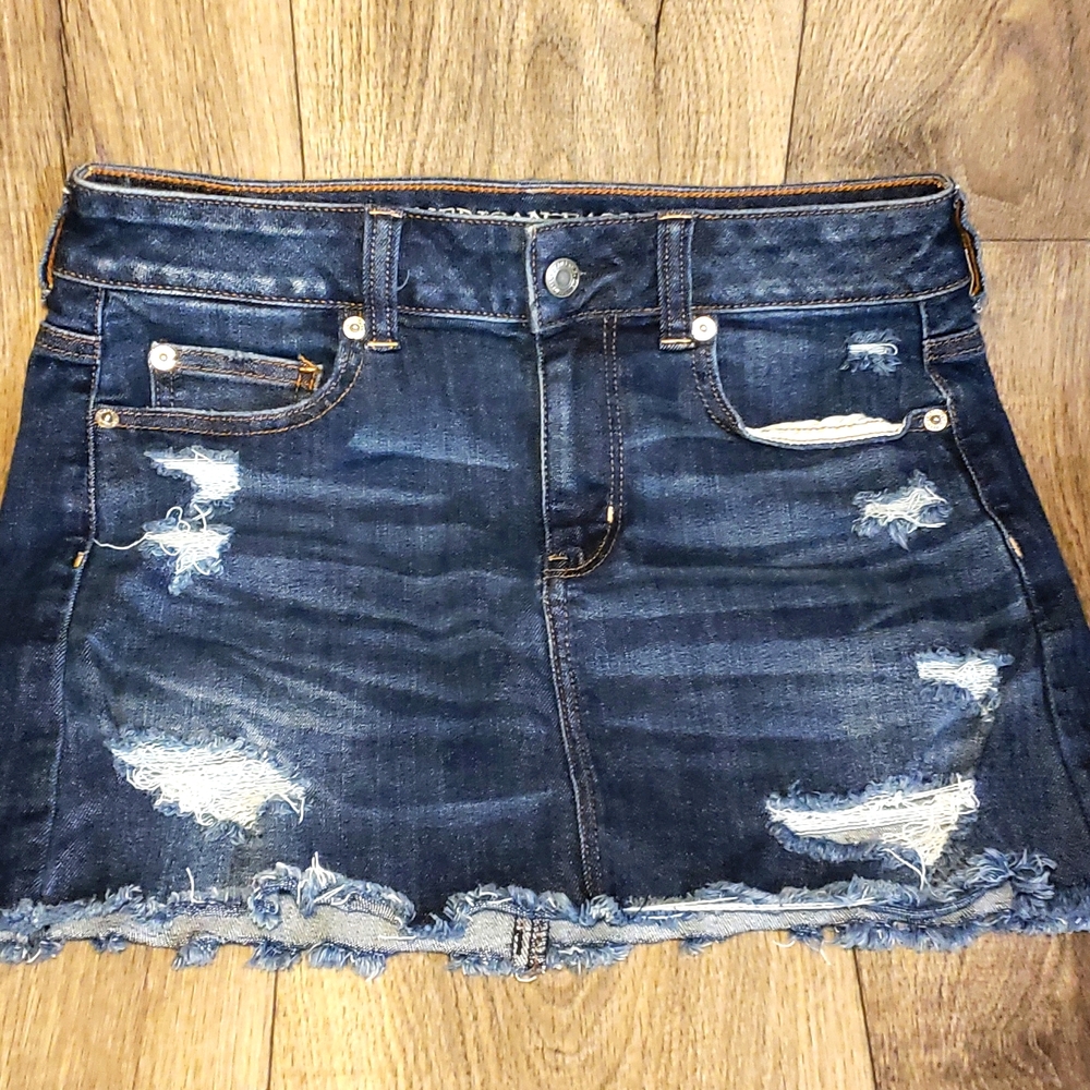 American eagle Next Level Stretch X  Distressed  Jean skirt.